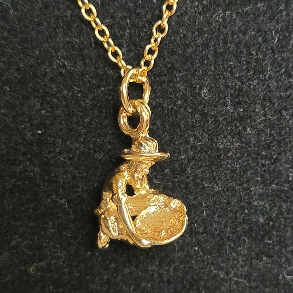 Gold plated adorable tiny gold panner prospector necklace 18" - Picture 4 of 8